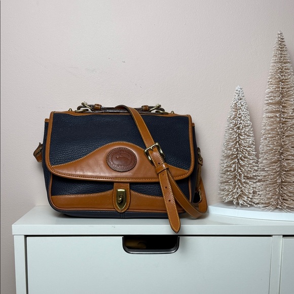 Dooney & Bourke Handbags - Vintage Dooney & Bourke Navy Blue & Brown Leather Carrier Crossbody Shoulder Bag